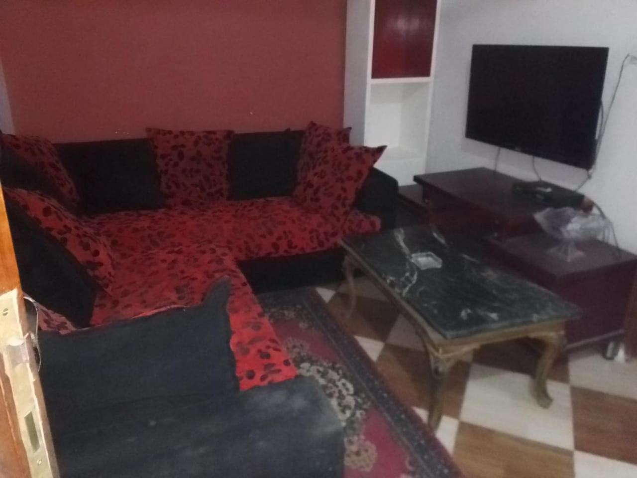 One Love Guesthouse & Restaurant Луксор Экстерьер фото